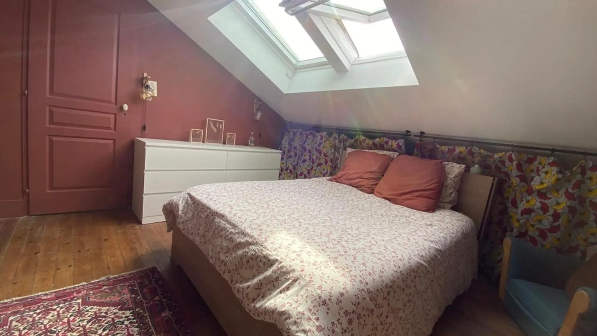 Bright Duplex On The Top Floor! Villeurbanne France
